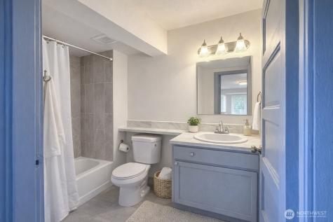 328 S Division Street Auburn WA 98001