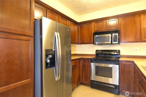 16 Valley Street Seattle WA 98109