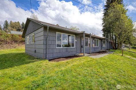 3326 - 3328 Halverson Avenue Bremerton WA 98310