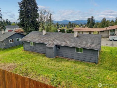 3326 - 3328 Halverson Avenue Bremerton WA 98310