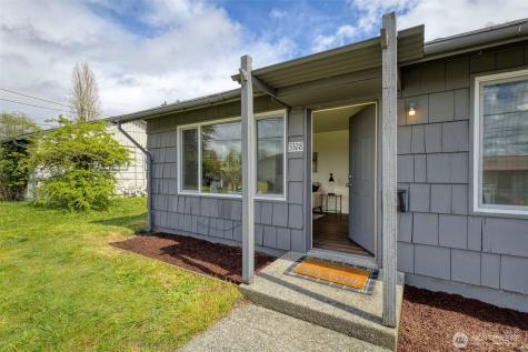 3326 - 3328 Halverson Avenue Bremerton WA 98310