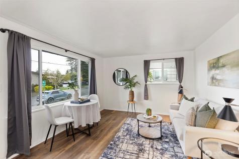 3326 - 3328 Halverson Avenue Bremerton WA 98310