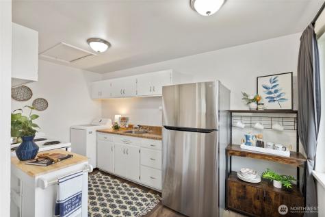 3326 - 3328 Halverson Avenue Bremerton WA 98310
