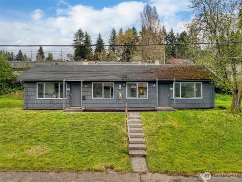 3326 - 3328 Halverson Avenue Bremerton WA 98310