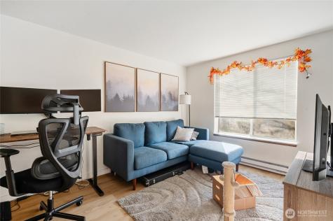 2418 NW 57th Street Seattle WA 98107