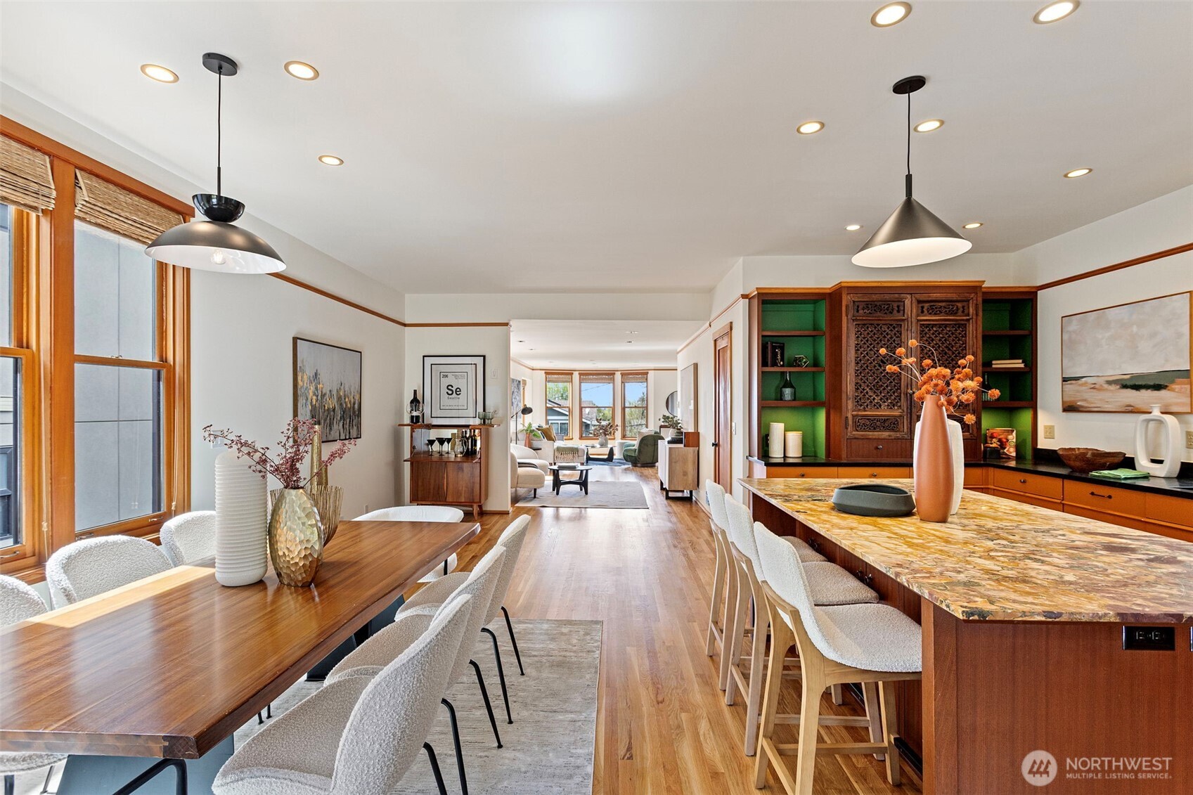 1524 10th Avenue W Seattle WA 98119