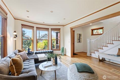 1524 10th Avenue W Seattle WA 98119