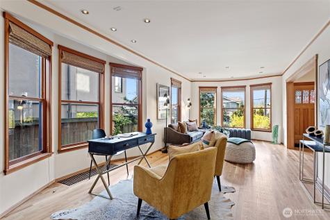1524 10th Avenue W Seattle WA 98119