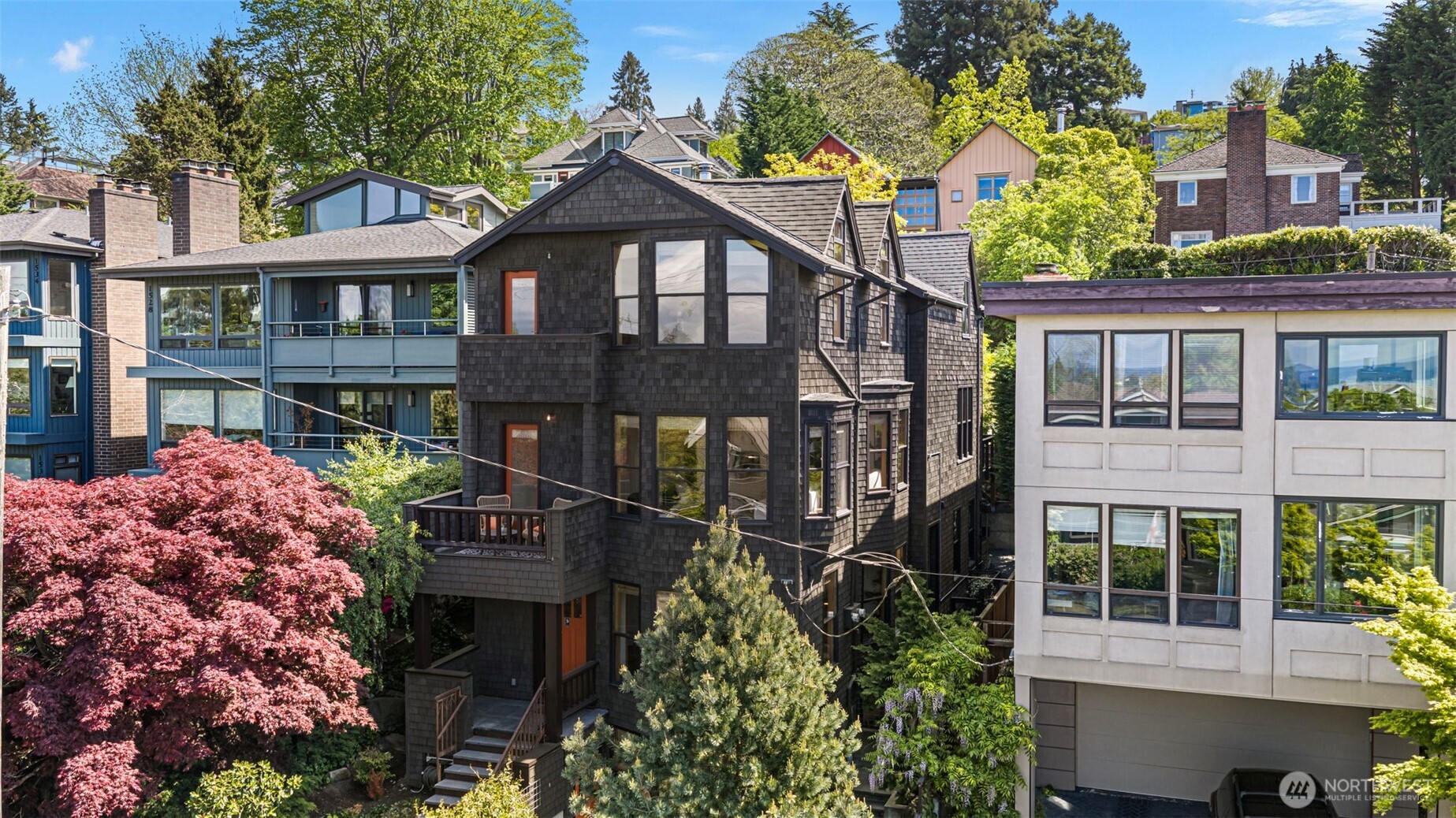 1524 10th Avenue W Seattle WA 98119