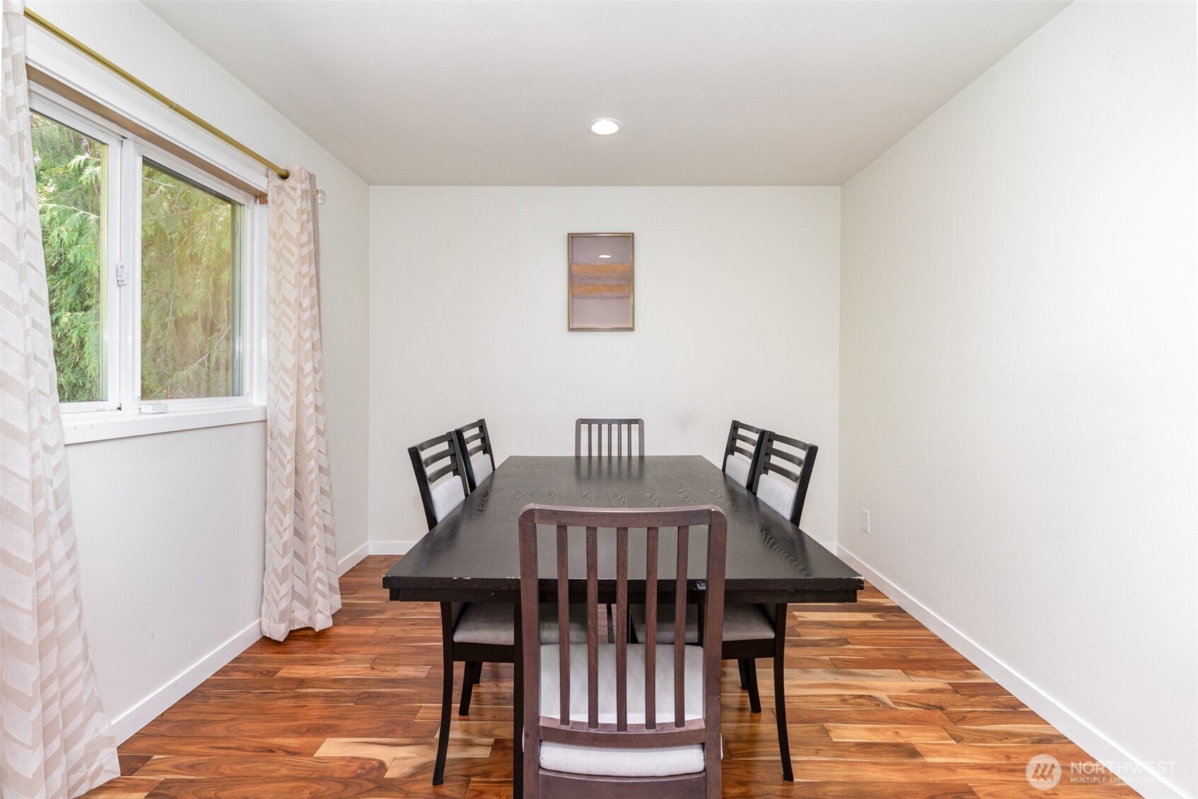 2726 Pioneer Way E Tacoma WA 98404