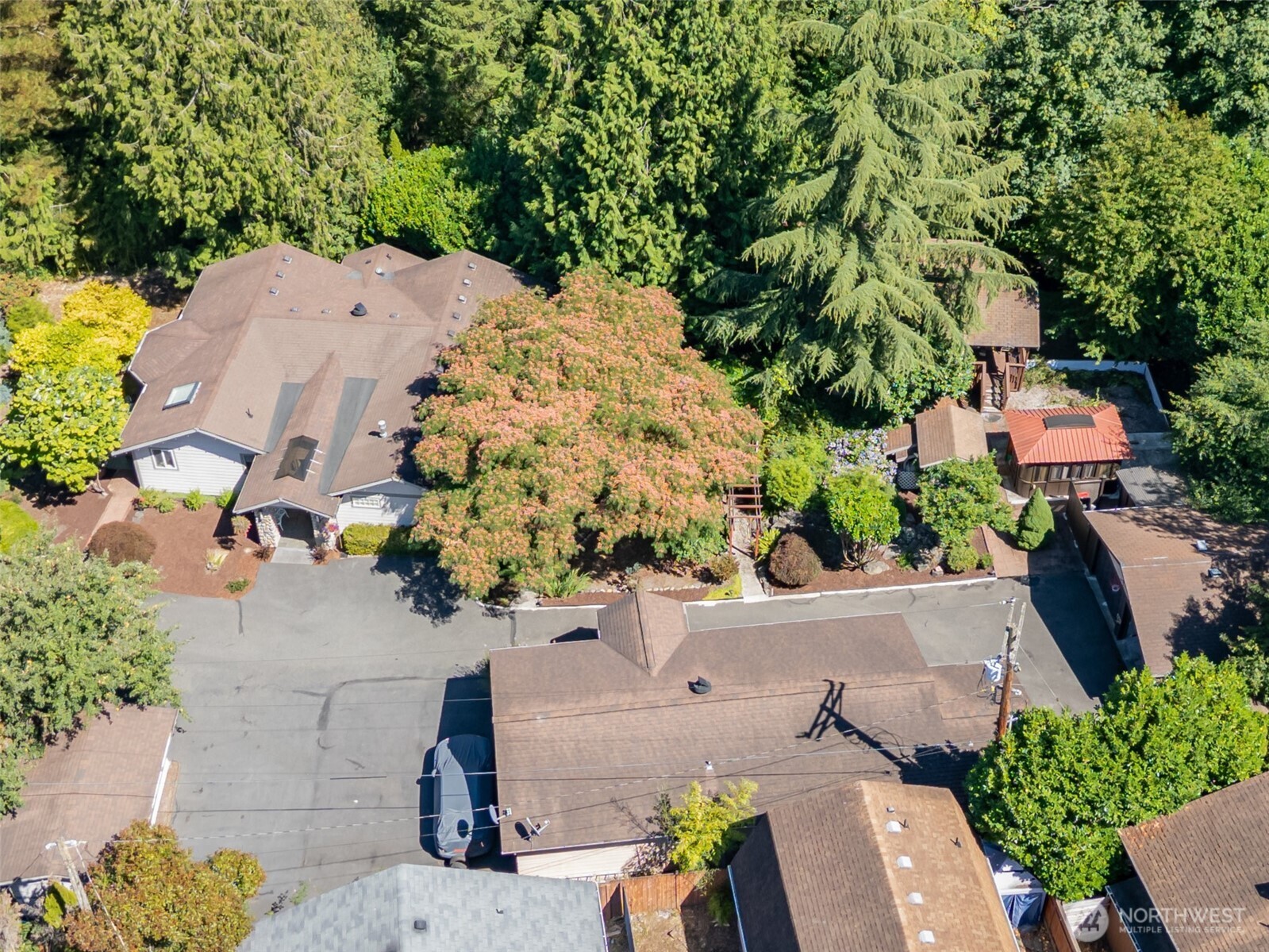2726 Pioneer Way E Tacoma WA 98404