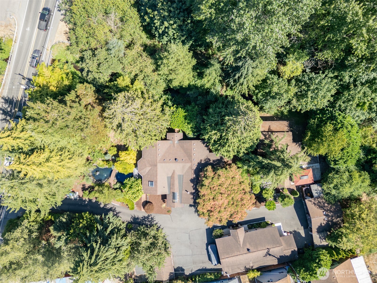 2726 Pioneer Way E Tacoma WA 98404