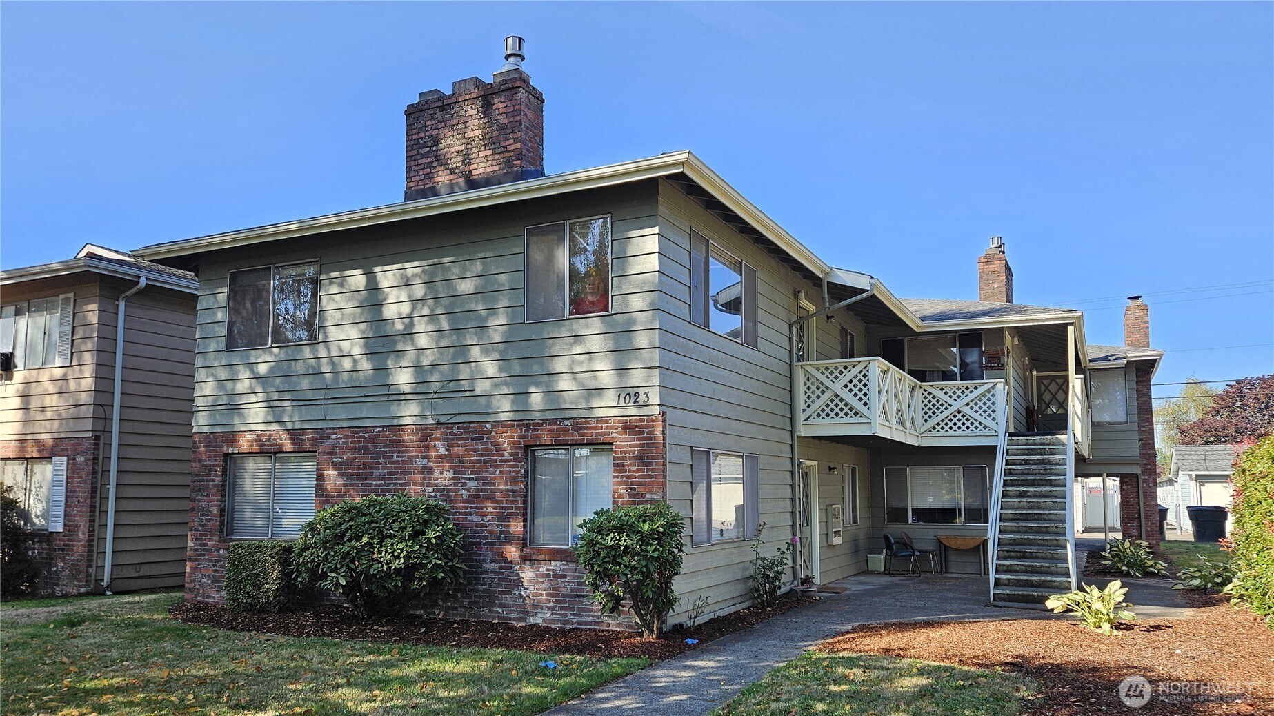 1023 16th Avenue Longview WA 98632