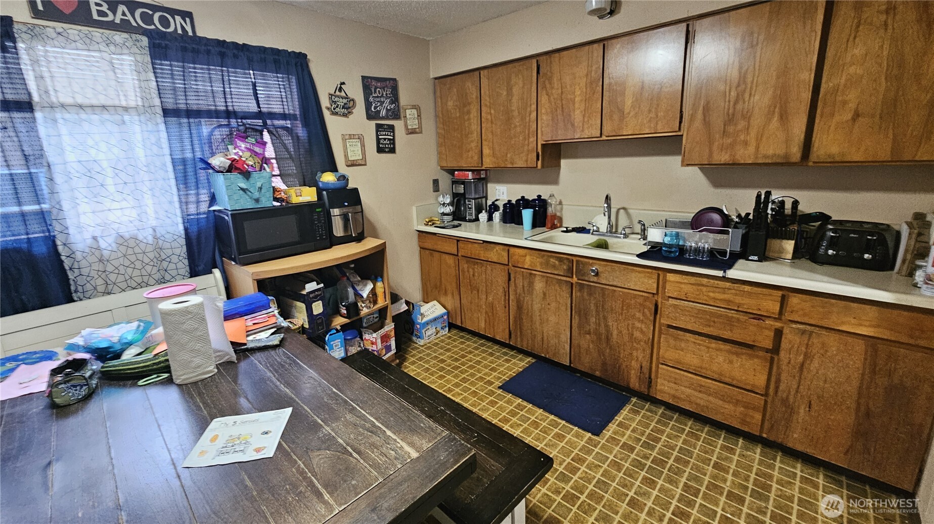 1023 16th Avenue Longview WA 98632