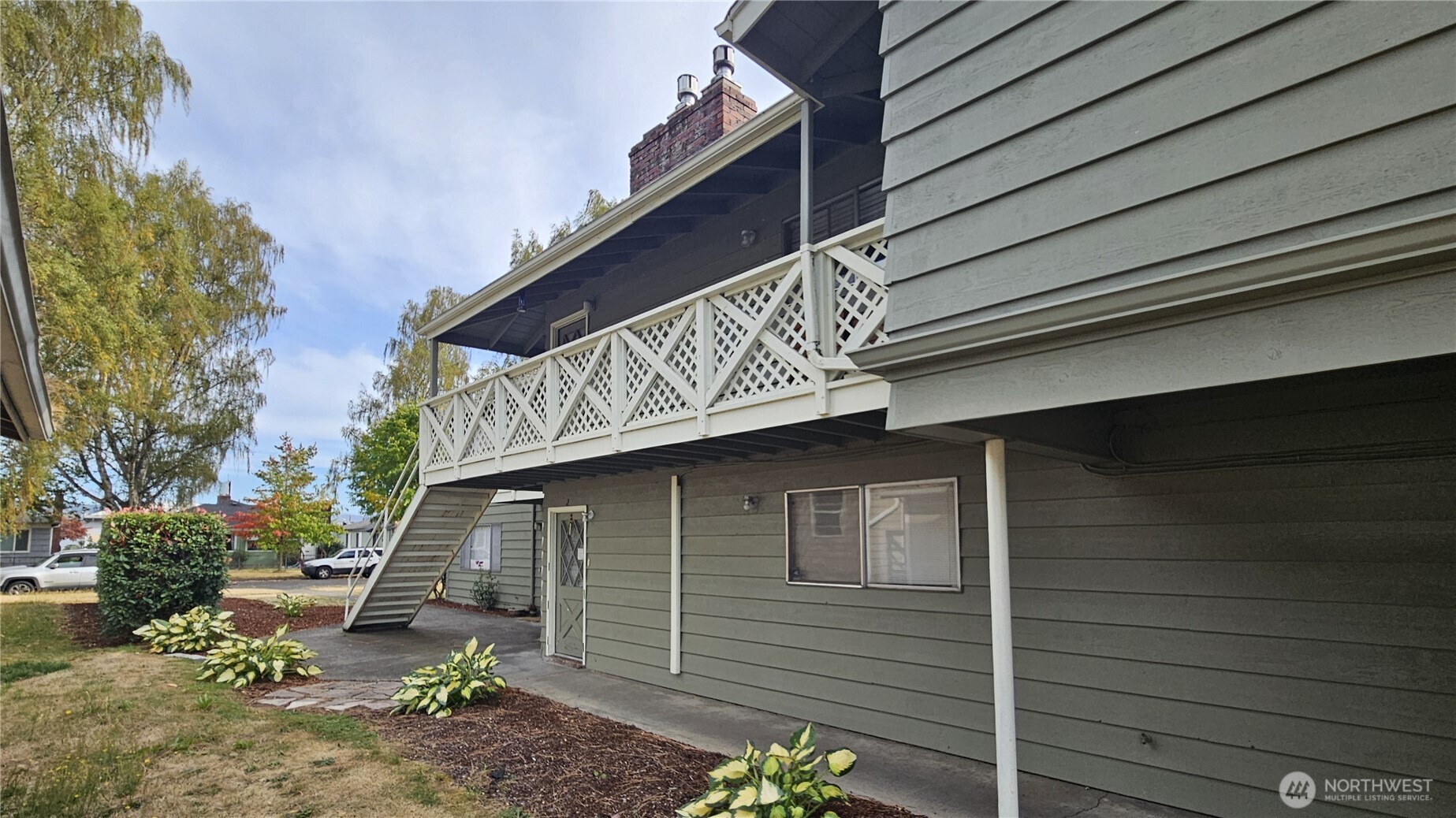 1023 16th Avenue Longview WA 98632