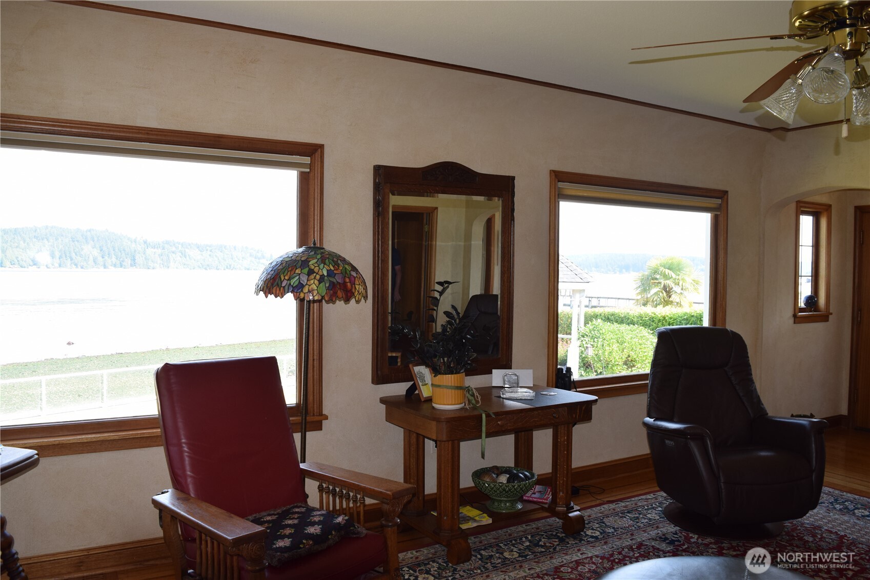 3538 Beach Drive E Port Orchard WA 98366