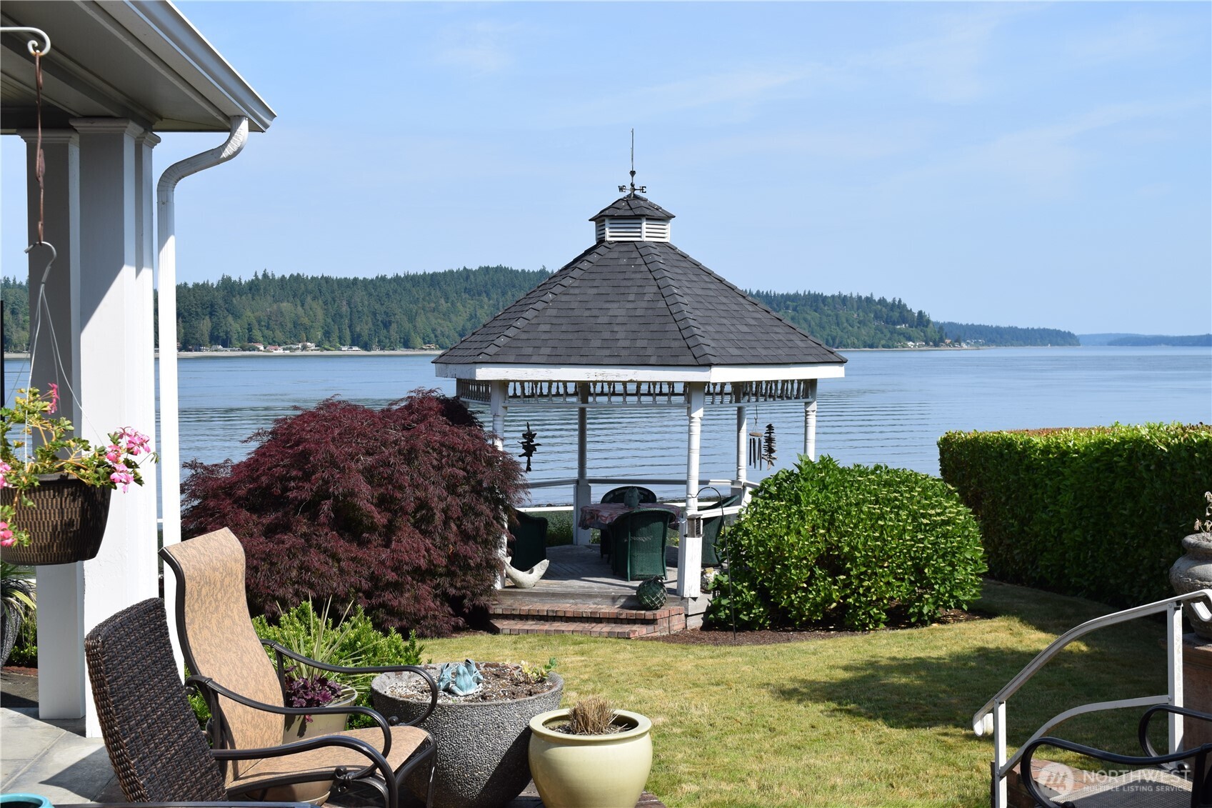3538 Beach Drive E Port Orchard WA 98366