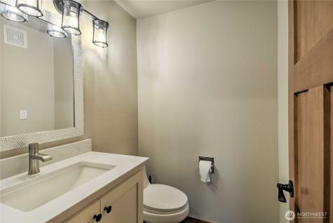 2421 98th Avenue Court E Edgewood WA 98371