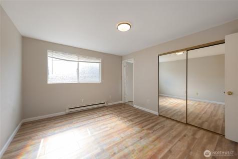 361 Earlington Avenue SW Renton WA 98057