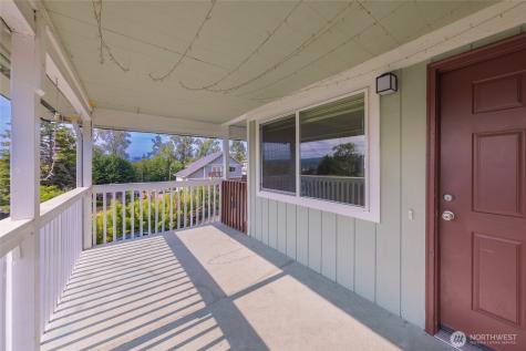 361 Earlington Avenue SW Renton WA 98057