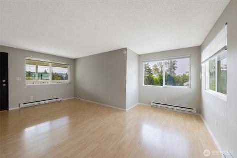 361 Earlington Avenue SW Renton WA 98057
