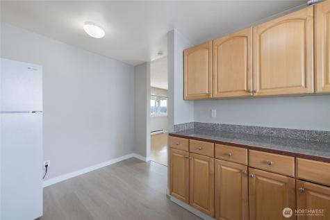361 Earlington Avenue SW Renton WA 98057