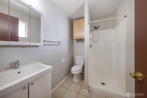 361 Earlington Avenue SW Renton WA 98057