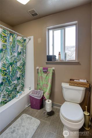 629 Terrace Avenue Aberdeen WA 98520