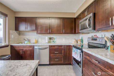 629 Terrace Avenue Aberdeen WA 98520