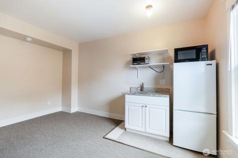 2414 Hoyt Avenue Everett WA 98201