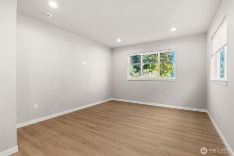 312 118th Street S Tacoma WA 98444