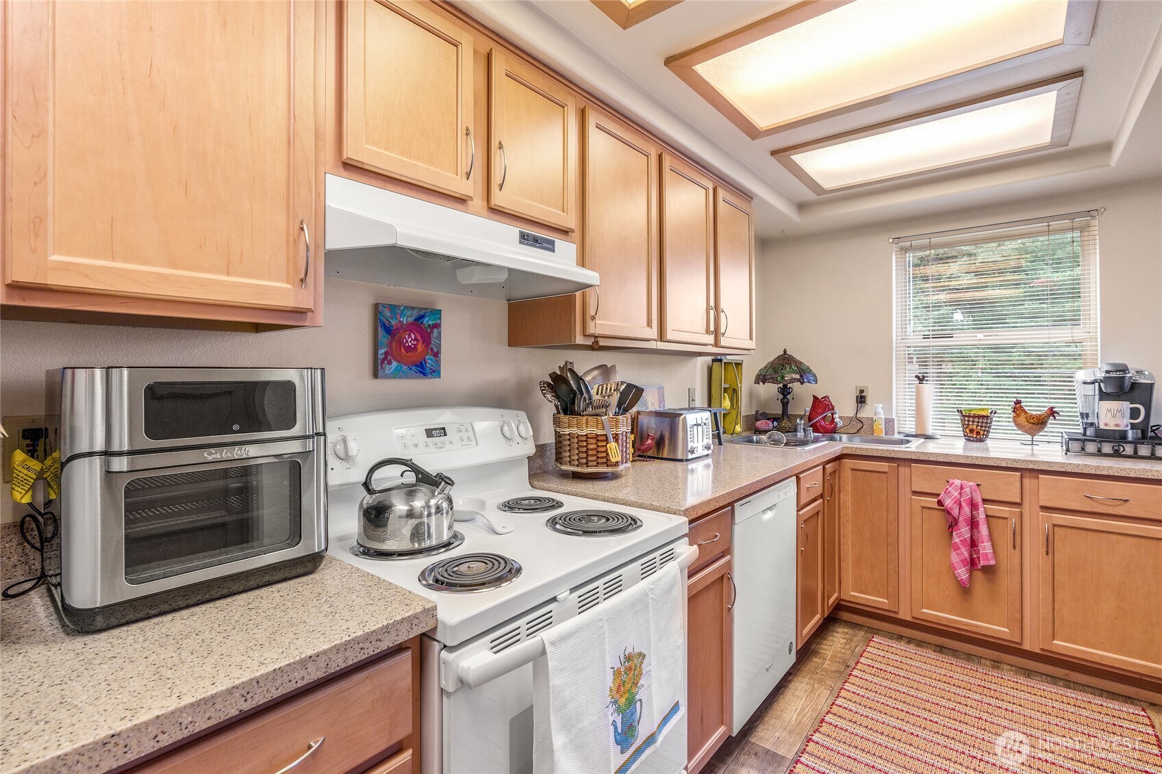 5911 200th Street SW Lynnwood WA 98036