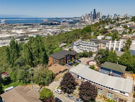 1306 S Bayview Street Seattle WA 98144