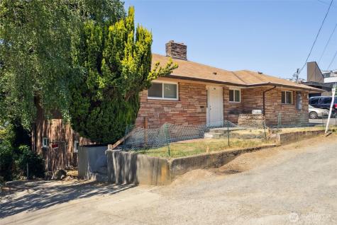 1306 S Bayview Street Seattle WA 98144