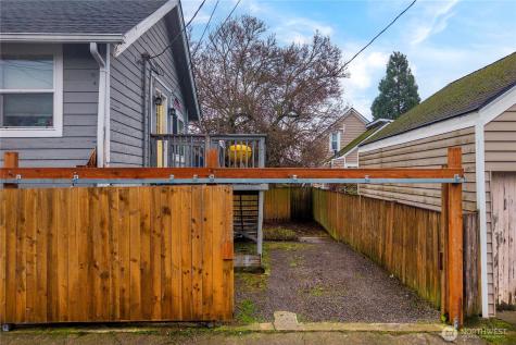 3812 S Thompson Avenue Tacoma WA 98418
