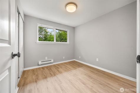 9921 64th Avenue Ct E Puyallup WA 98373