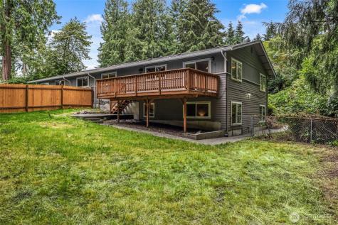 9921 64th Avenue Ct E Puyallup WA 98373