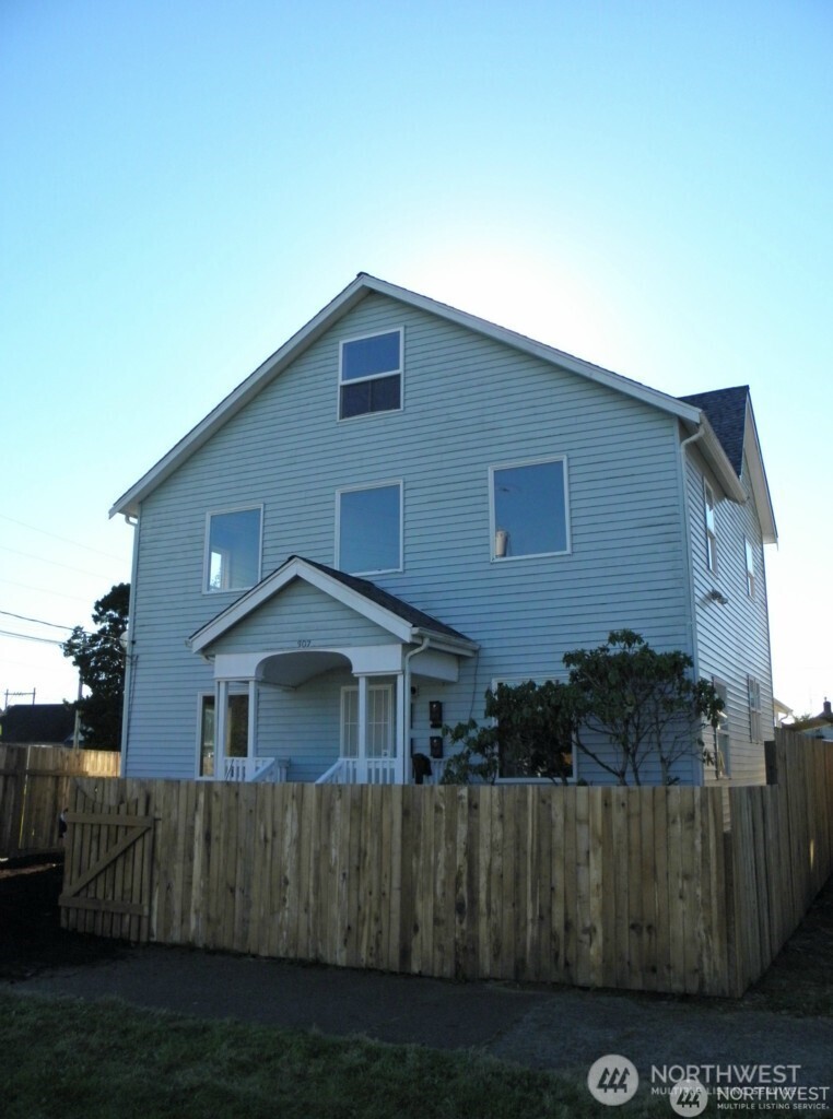 307 N E Street Aberdeen WA 98520