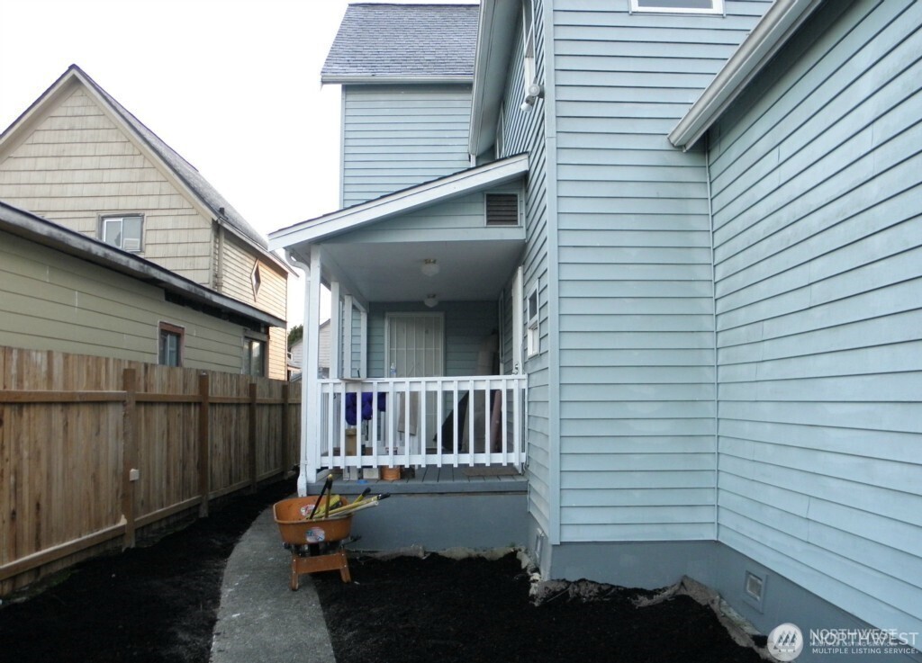 307 N E Street Aberdeen WA 98520