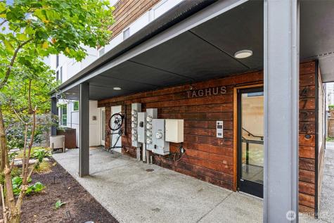 4724 31st Avenue S Seattle WA 98108