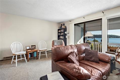 1475 SE 9th Avenue Oak Harbor WA 98277