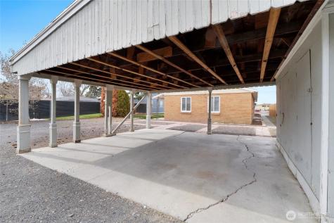 1131 W Ivy Avenue Moses Lake WA 98837