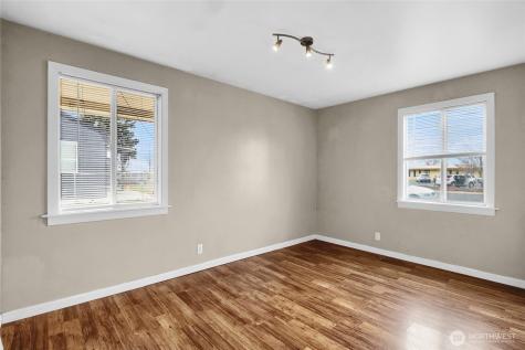 1131 W Ivy Avenue Moses Lake WA 98837