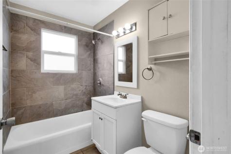 1131 W Ivy Avenue Moses Lake WA 98837