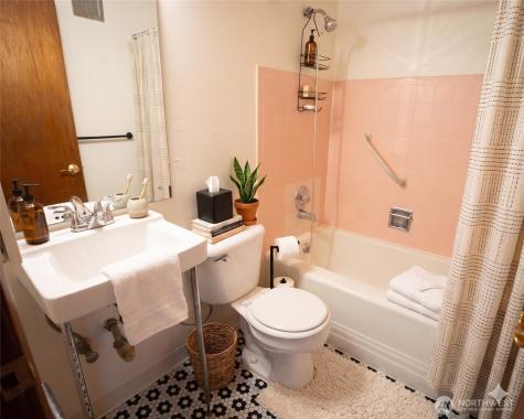 5319 Wilson Avenue S Seattle WA 98118