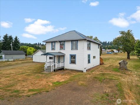 246 Jacobson Road Cathlamet WA 98612