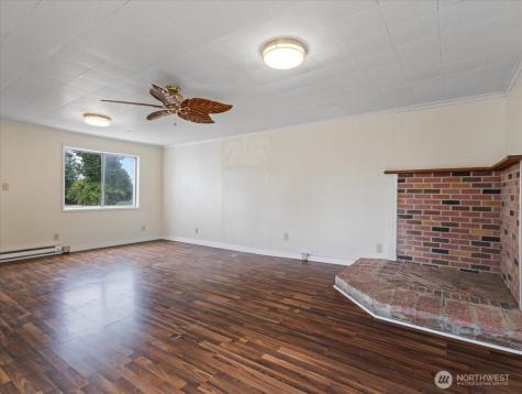 246 Jacobson Road Cathlamet WA 98612