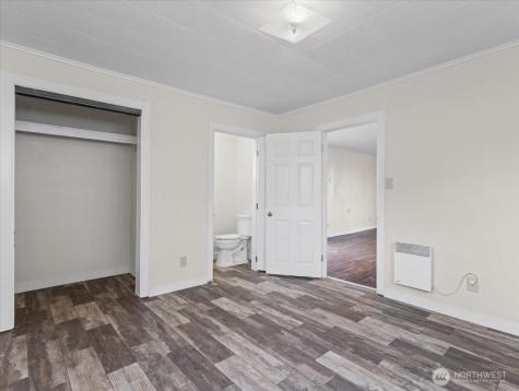 246 Jacobson Road Cathlamet WA 98612