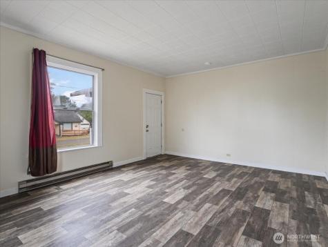 246 Jacobson Road Cathlamet WA 98612