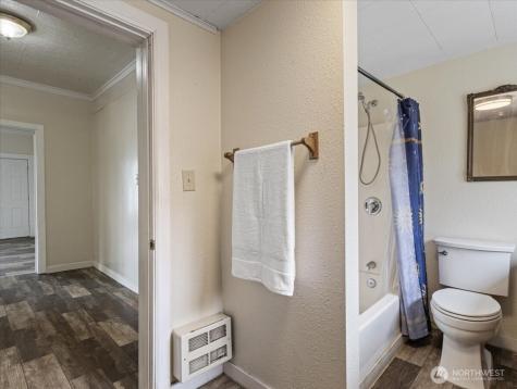 246 Jacobson Road Cathlamet WA 98612
